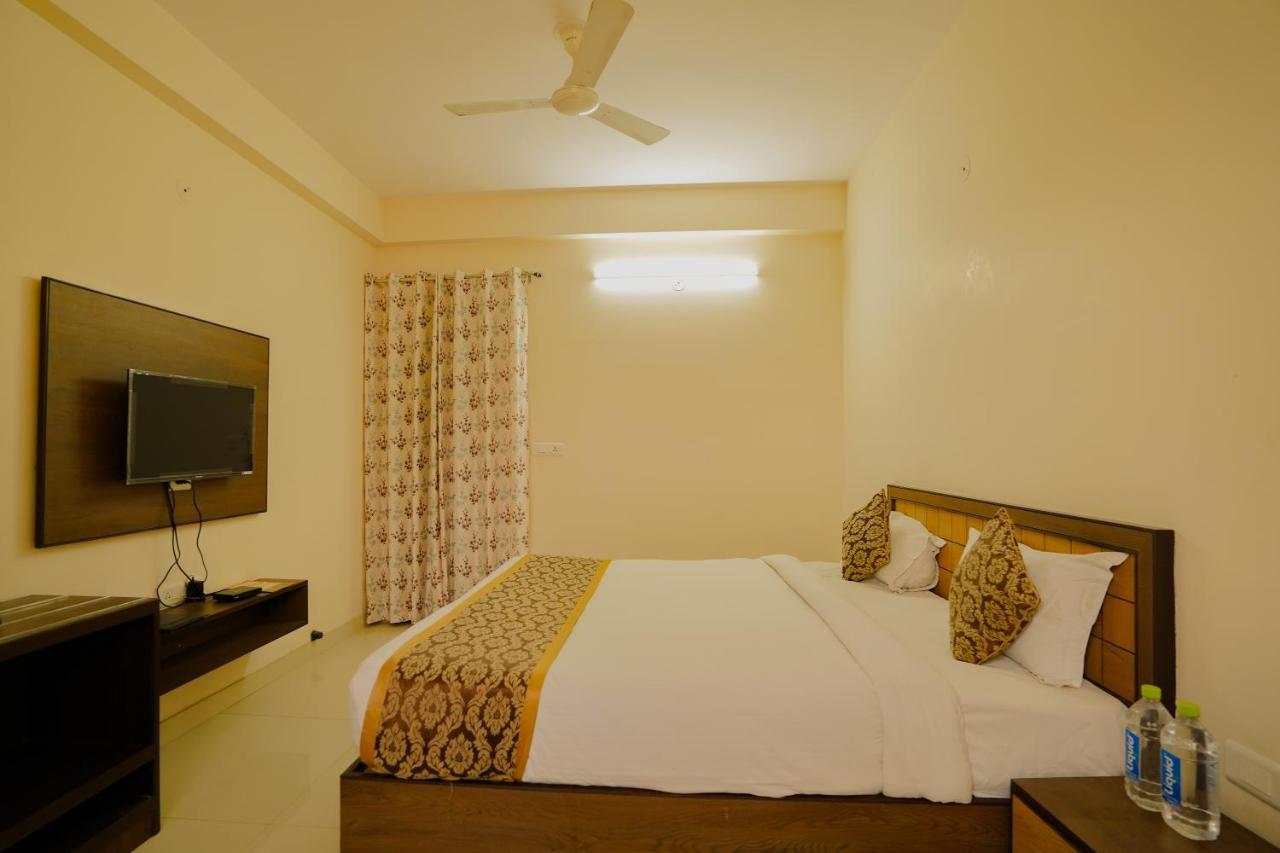 Hotel Cheelgadi Jaipur Buitenkant foto