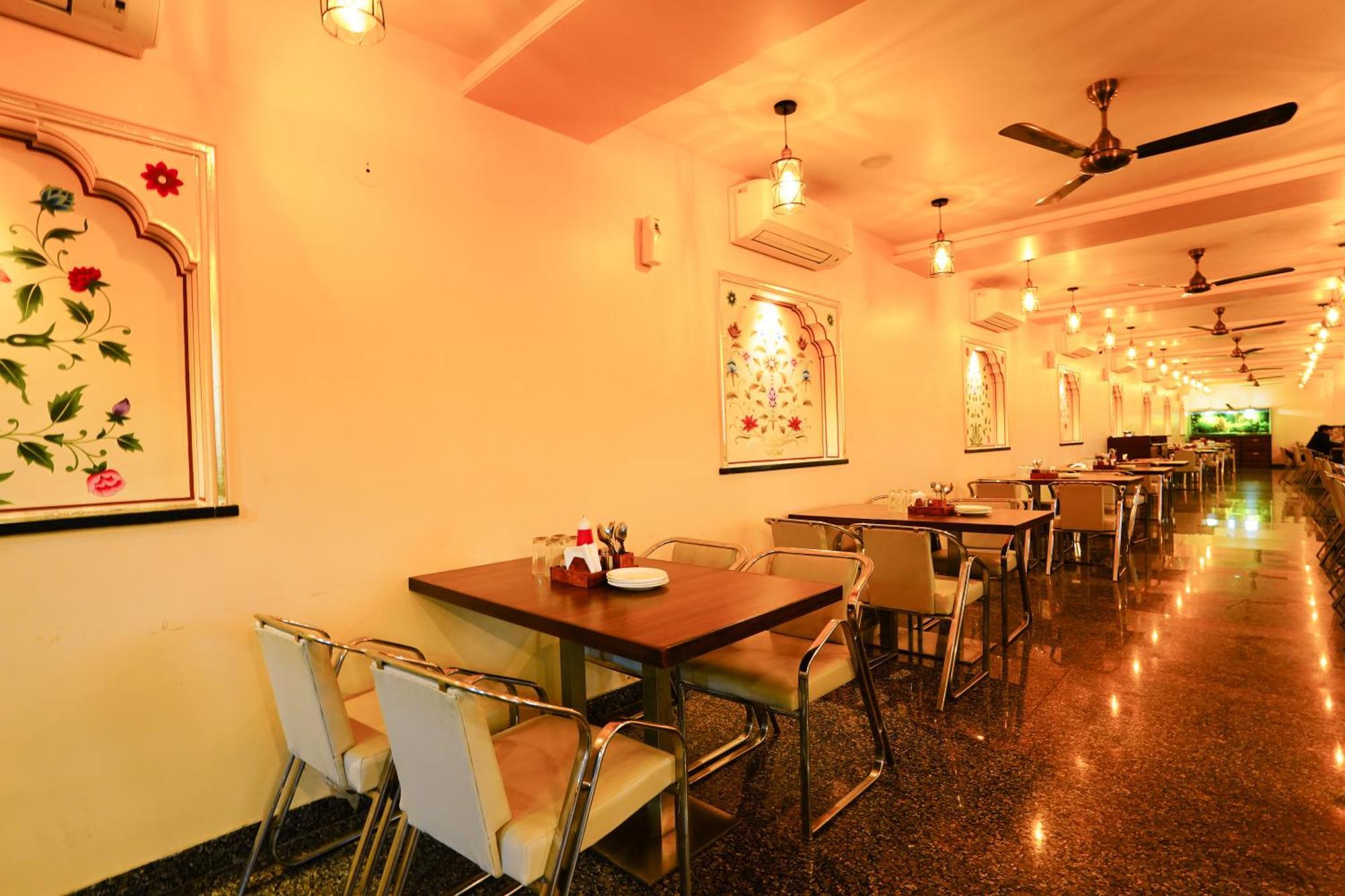 Hotel Cheelgadi Jaipur Buitenkant foto