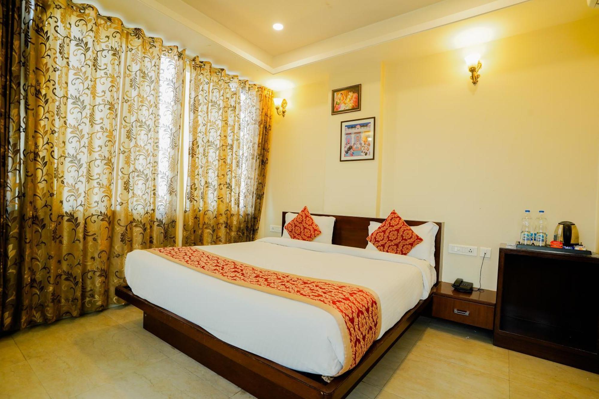 Hotel Cheelgadi Jaipur Buitenkant foto