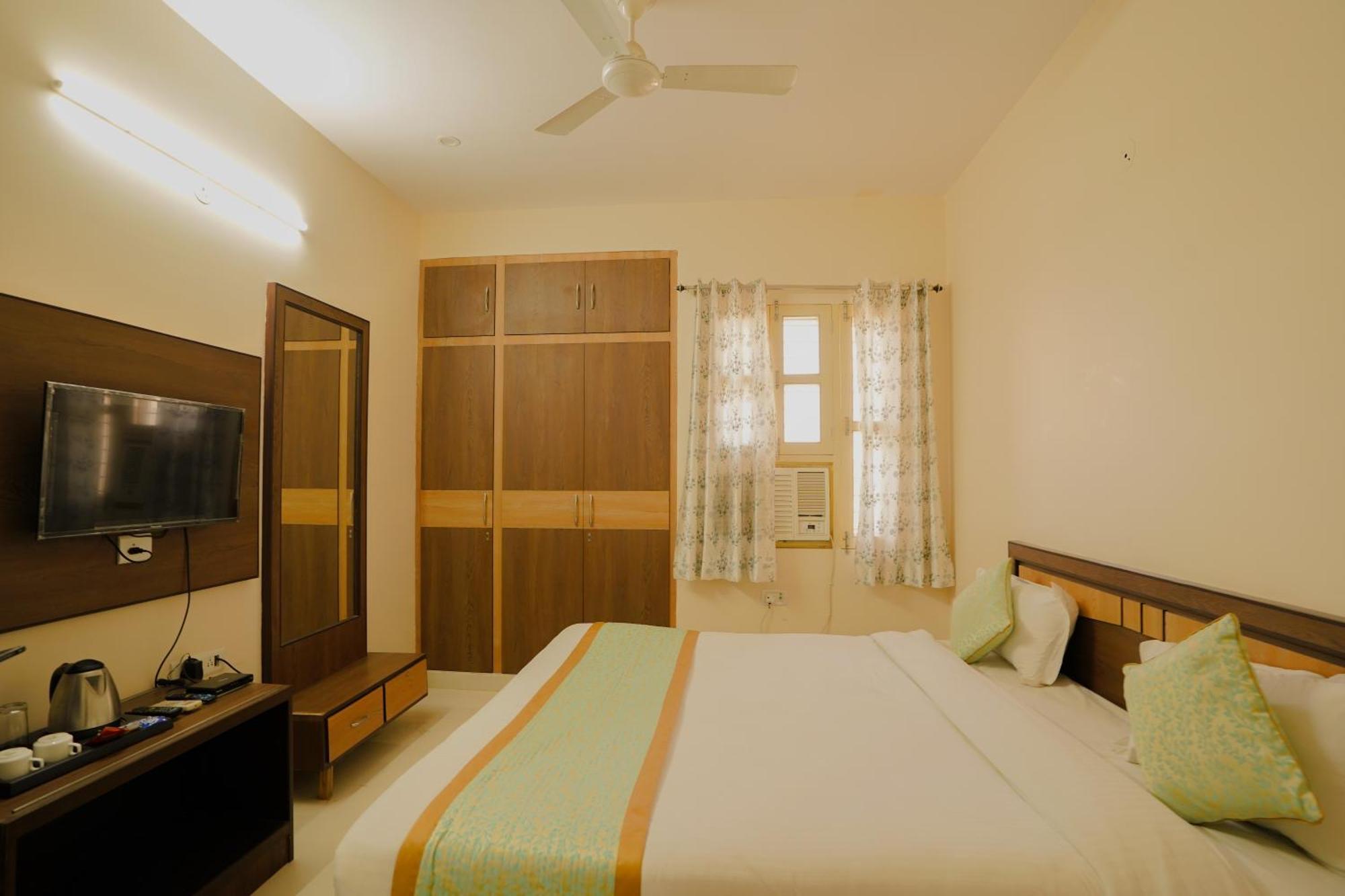 Hotel Cheelgadi Jaipur Buitenkant foto